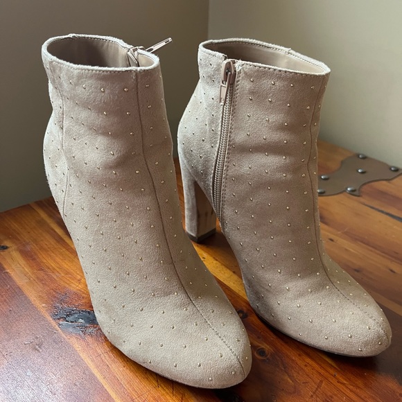 Fergalicious booties - Picture 2 of 5